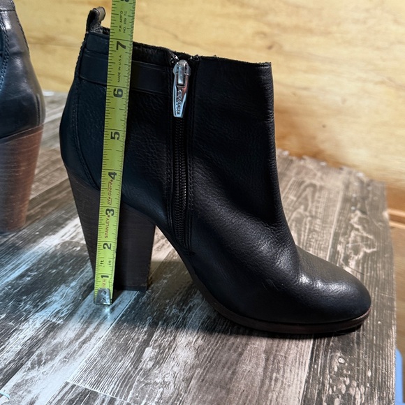 Coach Hewes Black Leather Ankle Boots - Picture 13 of 13
